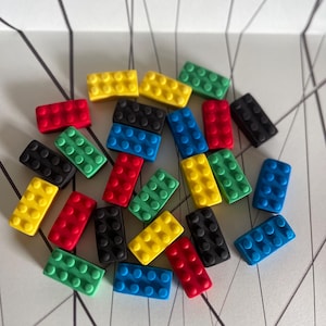 25 edible fondant Lego blocks for cake decorating