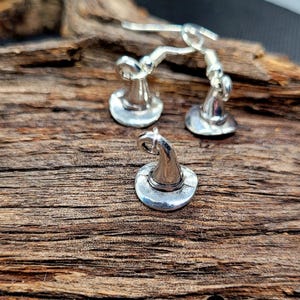 Witch Hat Earrings and Pendant Set: Spooky Halloween Jewelry