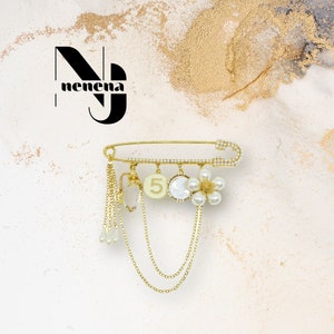 Luxury Fashion Pearl Flower White Brooches / No5 Pearl Pins. Luxury Pearl Flower Brooches Women Brooch Safety Pin, Perfect Luxury Gift