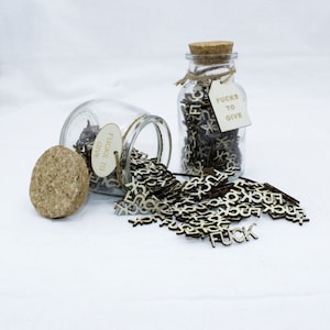 Entfessele Deinen Stress mit dem Jar of F*cks. Glass Swear Glas, lustige Büroeinrichtung, lustige Geschenkidee, Mini Glas F * cks, lustige Geschenke für Freunde