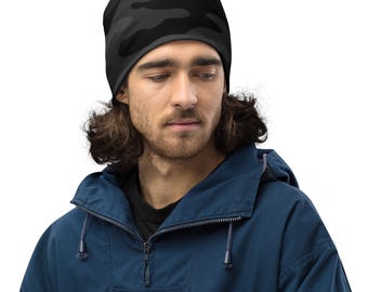 Dark Camo Beanie Hat, Cozy Camouflage Knit Cap for Winter Adventures, Perfect Gift for Outdoor Lovers