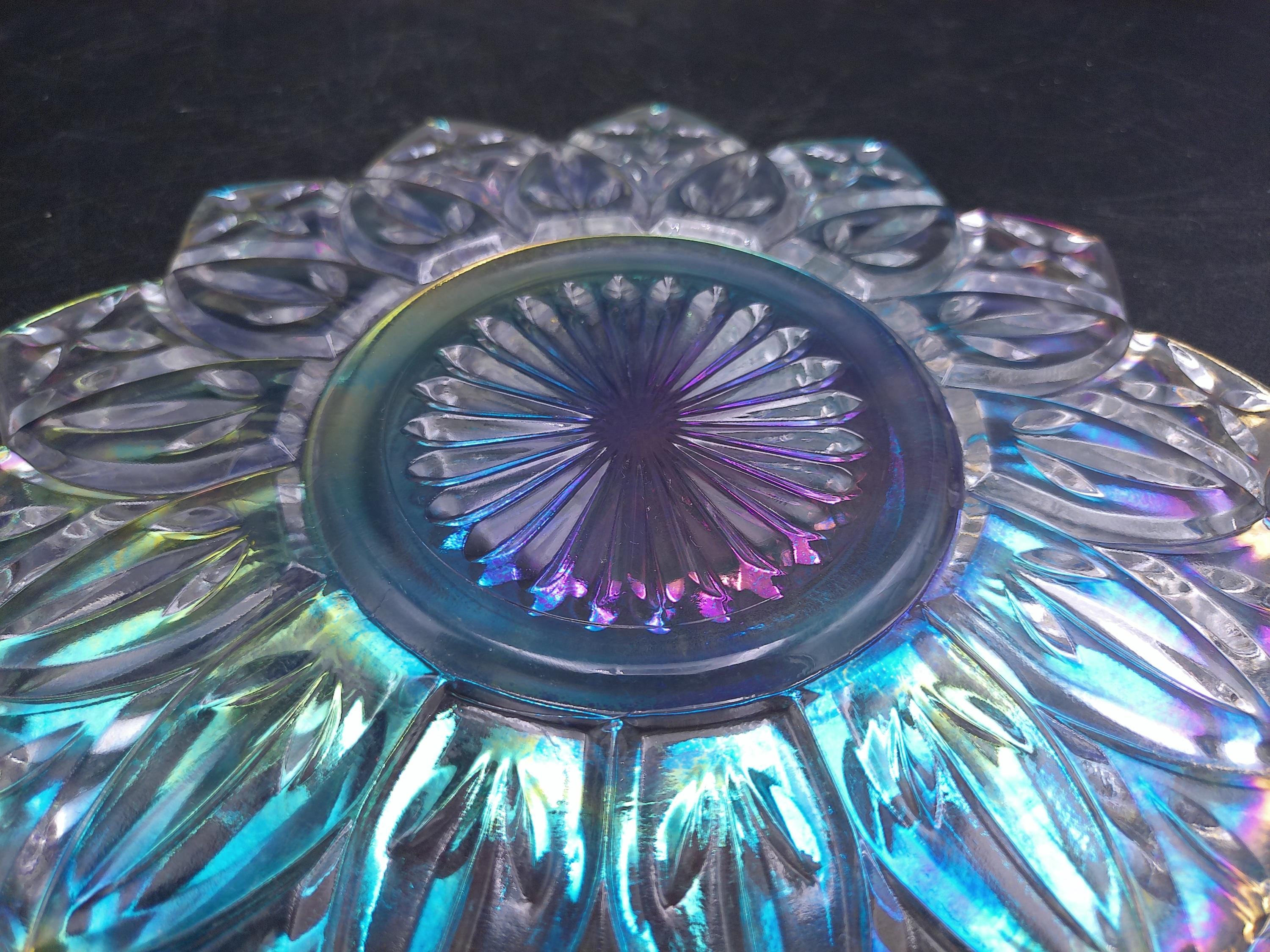 虹色のガラス製サービングボウル カーニバルガラス エッチングフラワー