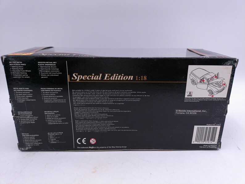 Maisto Special Edition 2000 Chevy SSR Concept Diecast Scale 1:18 image 8