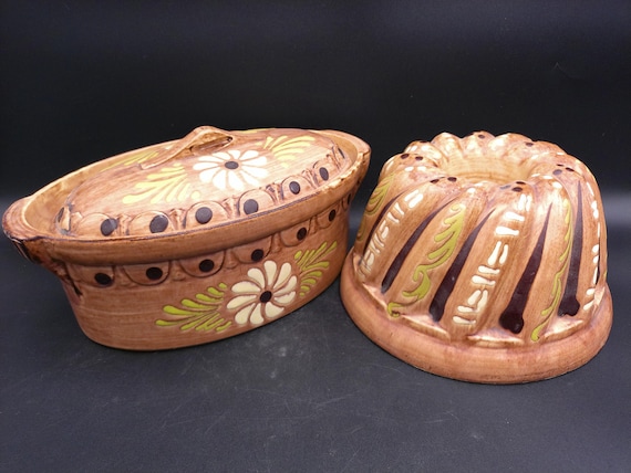 Pottery French Ceramic Round Baking Mold, Beige Brown Glazed Terracotta Cake Pan