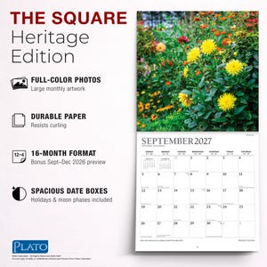 Puede incluir: Un calendario de pared de 16 meses titulado THE SQUARE Heritage Edition, con fotos a todo color de un jard&iacute;n con flores amarillas. La p&aacute;gina de septiembre de 2027 muestra una cuadr&iacute;cula con casillas espaciosas, festivos y fases lunares.