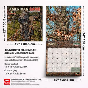 以下が含まれることがあります： BrownTrout Publishersの2027年版American Camo 16ヶ月壁掛けカレンダー。閉じた状態で30.5cm x 30.5cm、開いた状態で30.5cm x 61cm。迷彩柄の画像、3月のカレンダーグリッド、4ヶ月分のボーナスミニグリッドが含まれています。