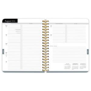 Pu&ograve; includere: Agenda a spirale aperta con spirale dorata. La pagina sinistra mostra il mese di agosto 2026, con spazio per appuntamenti e liste di cose da fare. La pagina destra ha sezioni simili. Un piccolo calendario per luglio, agosto e settembre 2026.