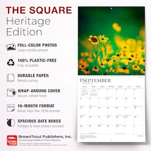 Może przedstawiać: Kwadratowy kalendarz ścienny na 2027 rok pod tytułem The Square Heritage Edition. G&oacute;rna część zawiera kolorowe zdjęcie ż&oacute;łtych kwiat&oacute;w rudbekii na zielonym tle. Dolna część przedstawia siatkę kalendarza na miesiąc wrzesień.