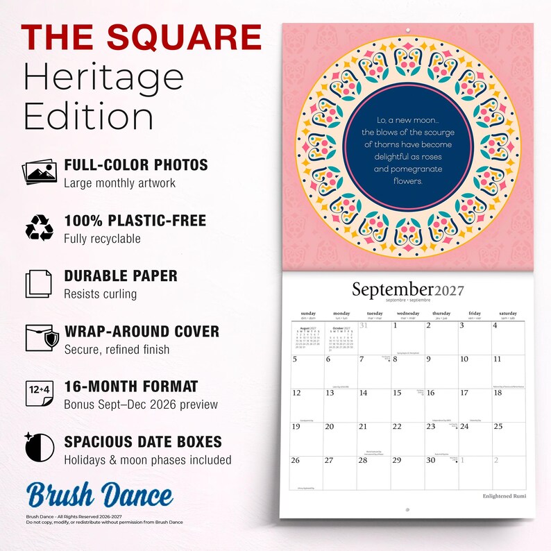 Op de afbeelding: Een 16-maanden wandkalender getiteld The Square Heritage Edition, met een roze pagina met een cirkelvormige bloemenmandala en tekst over een nieuwe maan, naast een kalenderpagina voor september 2027. De linkerkant somt productkenmerken op, waaronder kleurenfoto's, plasticvrije materialen, duurzaam papier, een omslag en ruime datumvakken.