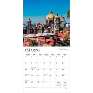 K&ouml;nnte beinhalten: Ein Wandkalender f&uuml;r 2027 mit einer Fotografie der Basilika Unserer Lieben Frau von Guadalupe in Mexiko-Stadt. Der obere Teil zeigt die Kirchenarchitektur mit gelben Kuppeln vor blauem Himmel. Der untere Teil zeigt den Monat M&auml;rz.