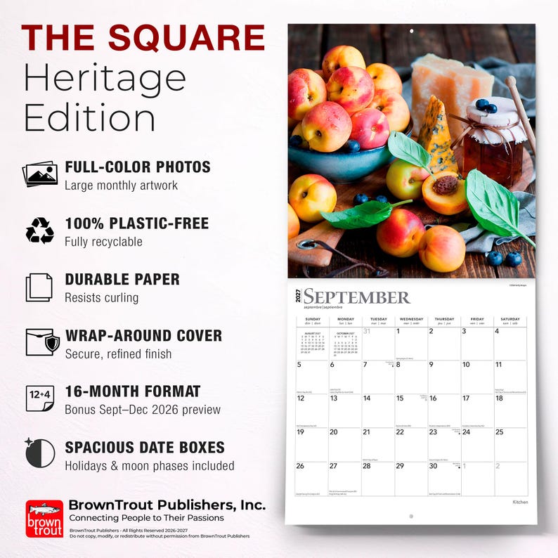 Puede incluir: Un calendario de pared de 16 meses titulado The Square Heritage Edition de BrownTrout Publishers. La p&aacute;gina de septiembre muestra una fotograf&iacute;a de melocotones frescos, ar&aacute;ndanos y un tarro de mermelada. Incluye casillas de fecha espaciosas.