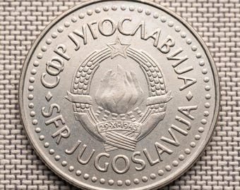 Vintage Yugoslavia 100 Dinara 1987 – Large XF Coin – From a Country That No Longer Exists – Cold War Relic – Unique Historical Gift