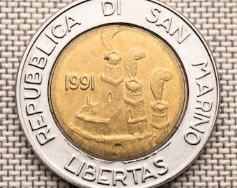San Marino 500 lirów 1991 – Moneta wartości ludzkich – Temat gościnności – Dwumetalowa moneta europejska – Unikalna moneta zabytkowa XF