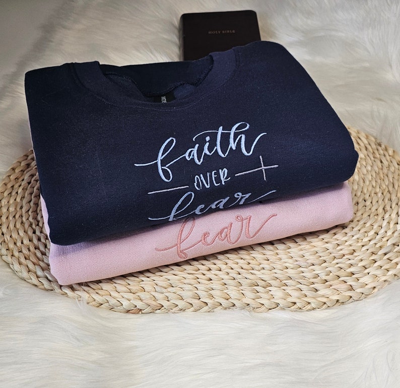 Spiritual crewneck, faith instead of fear