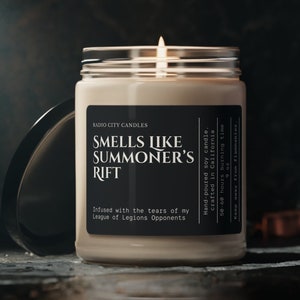 Video Game Lover Gift, Summoner&#39;s Rift Candle, Funny Gamer Candle, Gift for Video Game Lover, Video Game Candle, Gamer Gift for Boyfriend