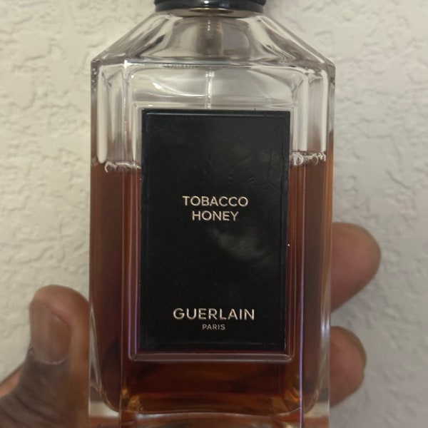 Guerlain Tobacco Honey please read description selling 10 ml travel atomizer only