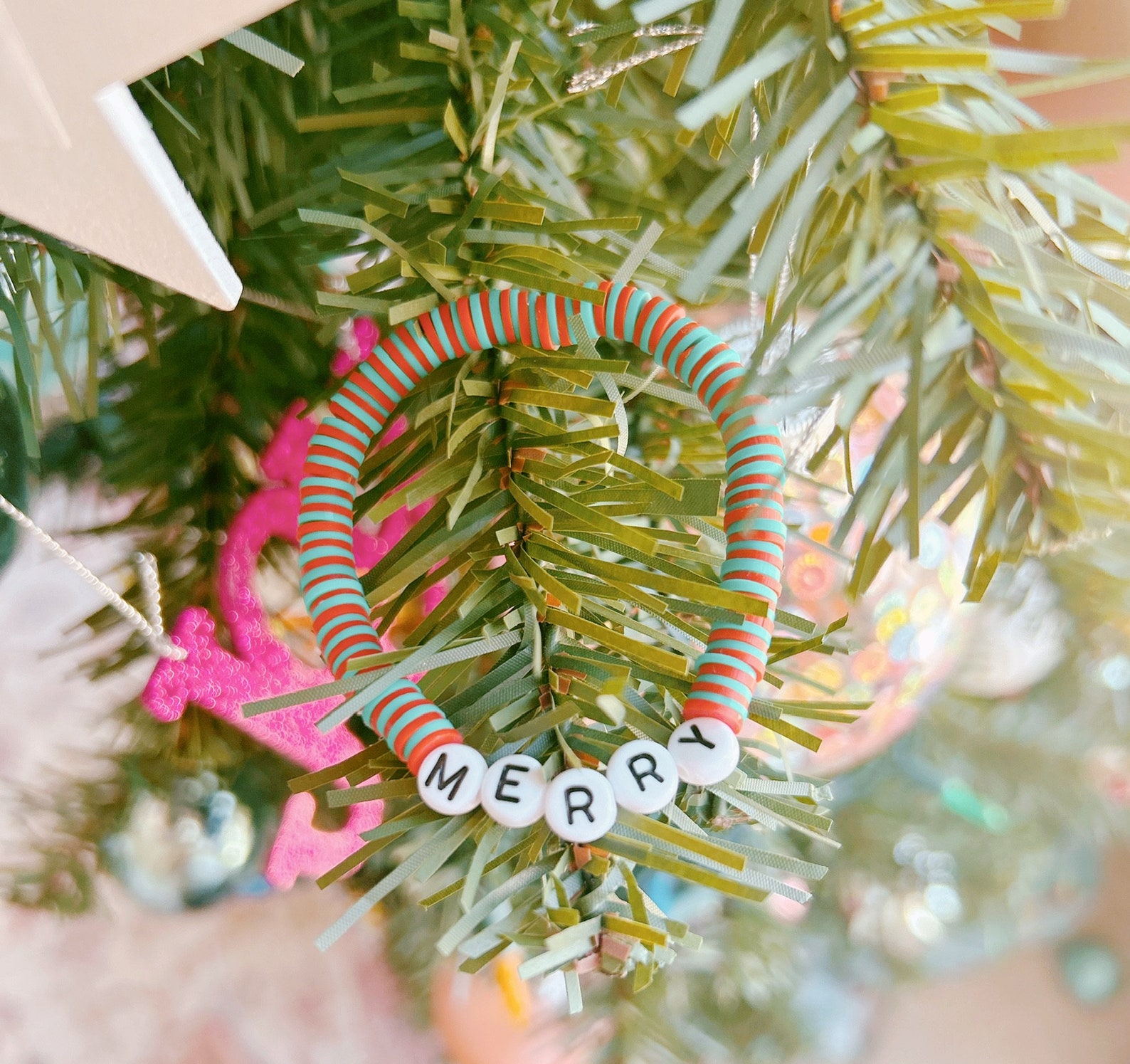 Red and Green Christmas Clay Bead Bracelet Etsy