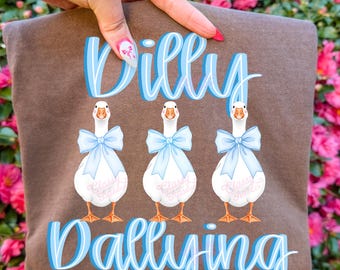 Dilly Dallying Coquette Goose png, Silly Goose met blauwe strikken png, grappige dierenhumor png, retro gans png digitale download