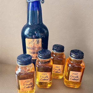 Homemade Pure Vanilla Extract