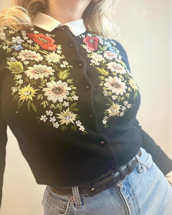 Vintage black embroidered sweater - image 2