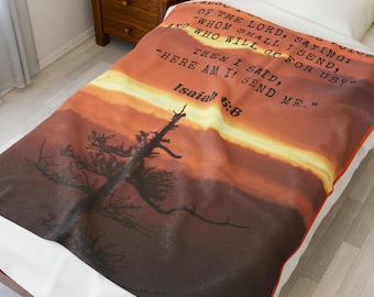 Manta de terciopelo ligera e inspiradora con el versículo bíblico Isaías 6:8.