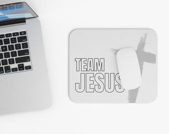 Alfombrilla de ratón rectangular blanca con diseño de Jesús, ideal para la oficina o el hogar. Regalo perfecto para él o para ella.
