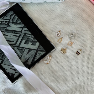 Kindle Dust Charms | Kindle Girlie | Book Lover | Bookmarks