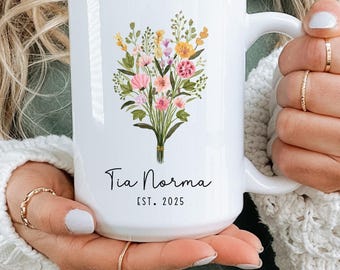 Tia Mug, custom tia gift, custom tia mug, custom year tia cup, tia birthday, gift for tia, gift for aunt, tia proposal, new tia gift, aunt