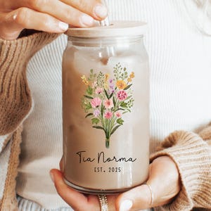 custom tia glass cup, personalized tia cup, custom tia year cup, gift for tia, tia birthday gift, tia christmas gift, new tia proposal, tia