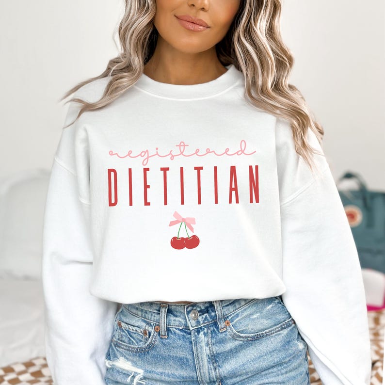 Registered Dietitian Sweatshirt, coquette registered dietitian sweatshirt, registered dietitian gift, registered dietician sweatshirt, rd afbeelding 2