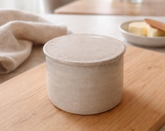 Mantequera francesa de hormigón | Hecha a mano | Cúpula minimalista para mantequilla