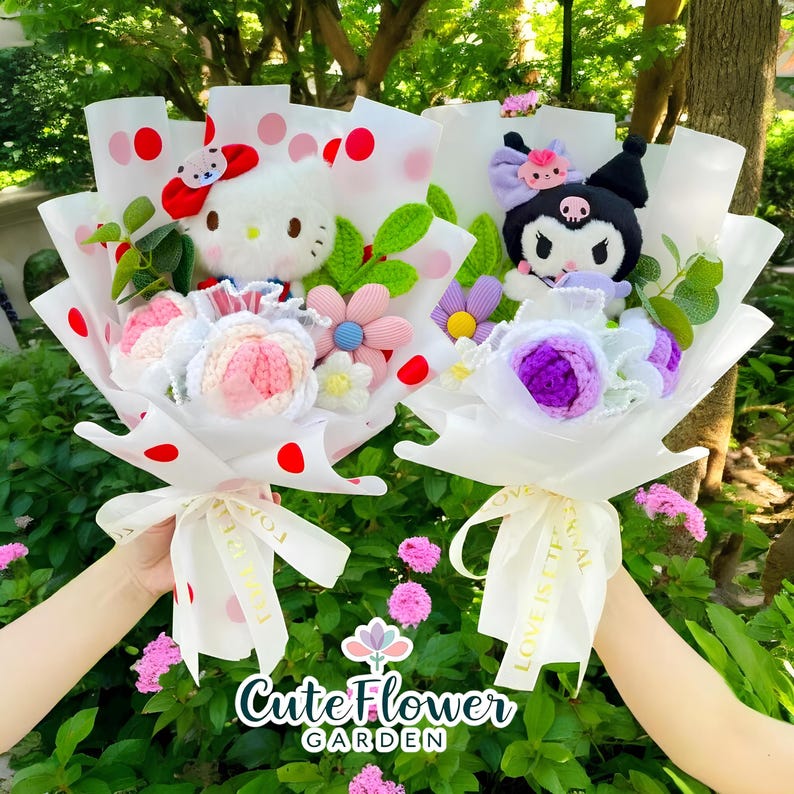 Sanrio bouquet, kuromi and Hello Kitty with crochet flowers. Plush bouquet