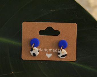 Kleine Blaue Polymer Clay Ohrringe | Sommer Ohrringe | bunt | Fimo Ohrstecker | handgefertigte Ohrringe | goldene Messingelemente