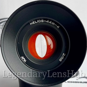 Helios-44 M-4 58 mm f2 アナモルフィック修正レンズ、ビンテージ シネマ レンズ M42 レンズ マウント、楕円形のボケ味を持つアンバー ティント レンズ