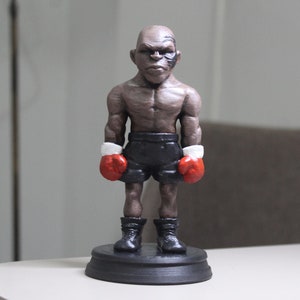 Iron Mike Tyson Acción Siempre campeón 2024 En memoria de Mike Tyson