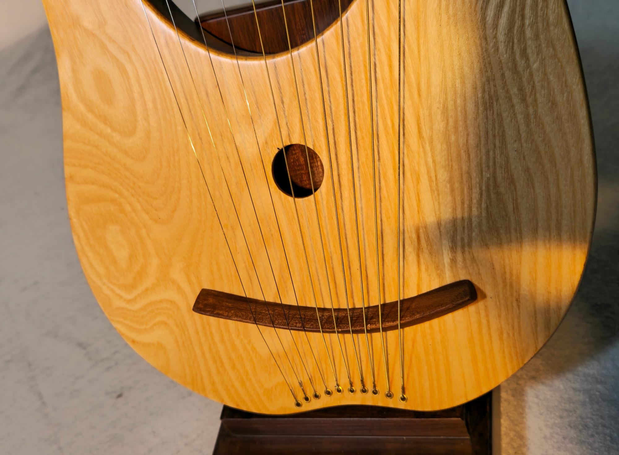 10 String Lyre Harp Carving, Vintage Color Mahogany Lyre, Wooden ...
