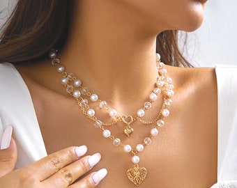 Collier décoratif superposé en forme de chaîne à maillons rempli d'or de perles d'eau douce coeur, collier coeur de perles, perle d'eau claire, coeur en or