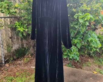 Laura Ashley vintage Robe en velours noir s.14