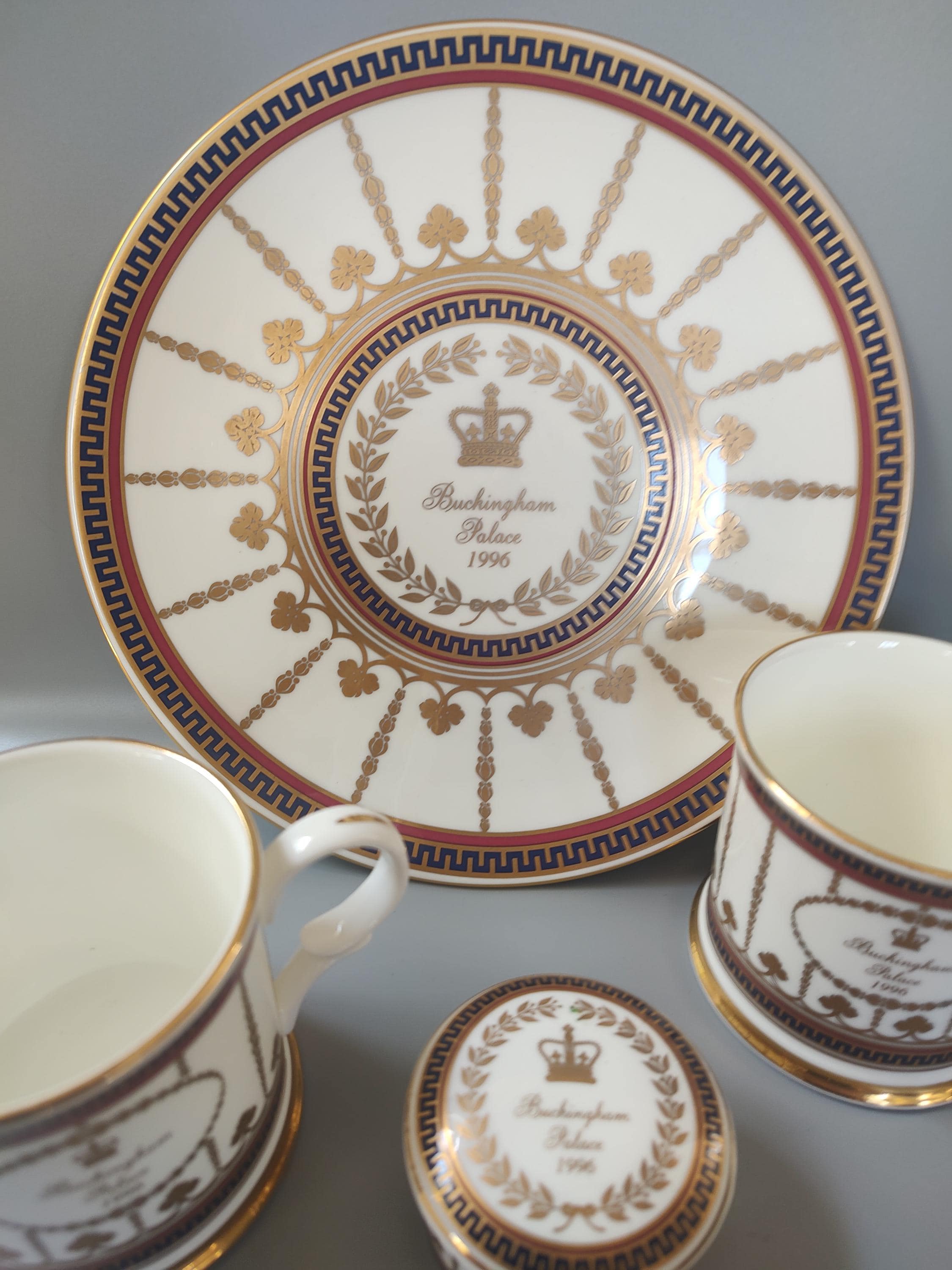 Buckingham Palace Collection of Gilt Edged Fine Bone China From