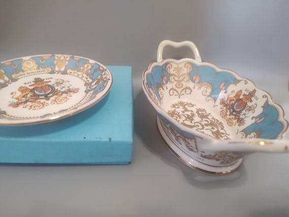 Buckingham Palace 2002 Golden Jubilee Royal Collection trinket dish and casket