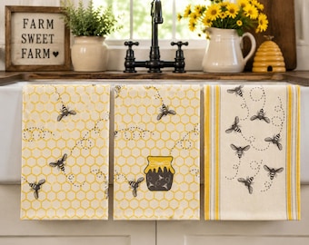 Bee Tea Towel Set of 3 | Farmhouse Kitchen Towels | Honey Bee Decor