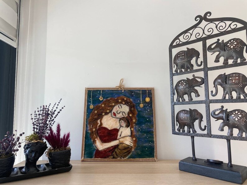 Regalo del Día de la Madre, Pintura de fieltro de madre e hijo de Gustav Klimt, decoración de pared hecha a mano en marco de madera, regalo de nueva mamá imagen 10