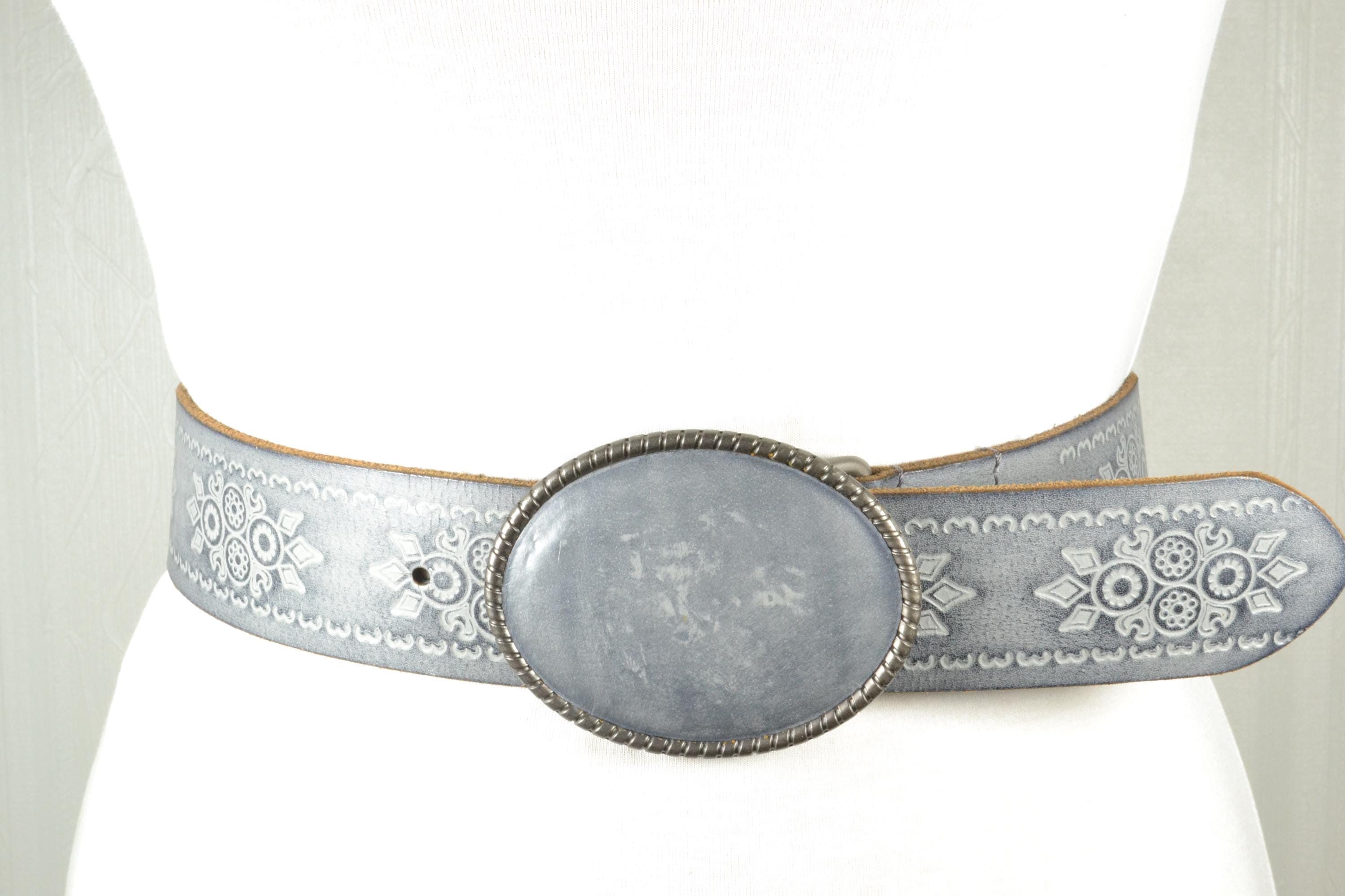 Vintage Gray Tooled Leather Belt With Large Oval Buckle  display picture 1