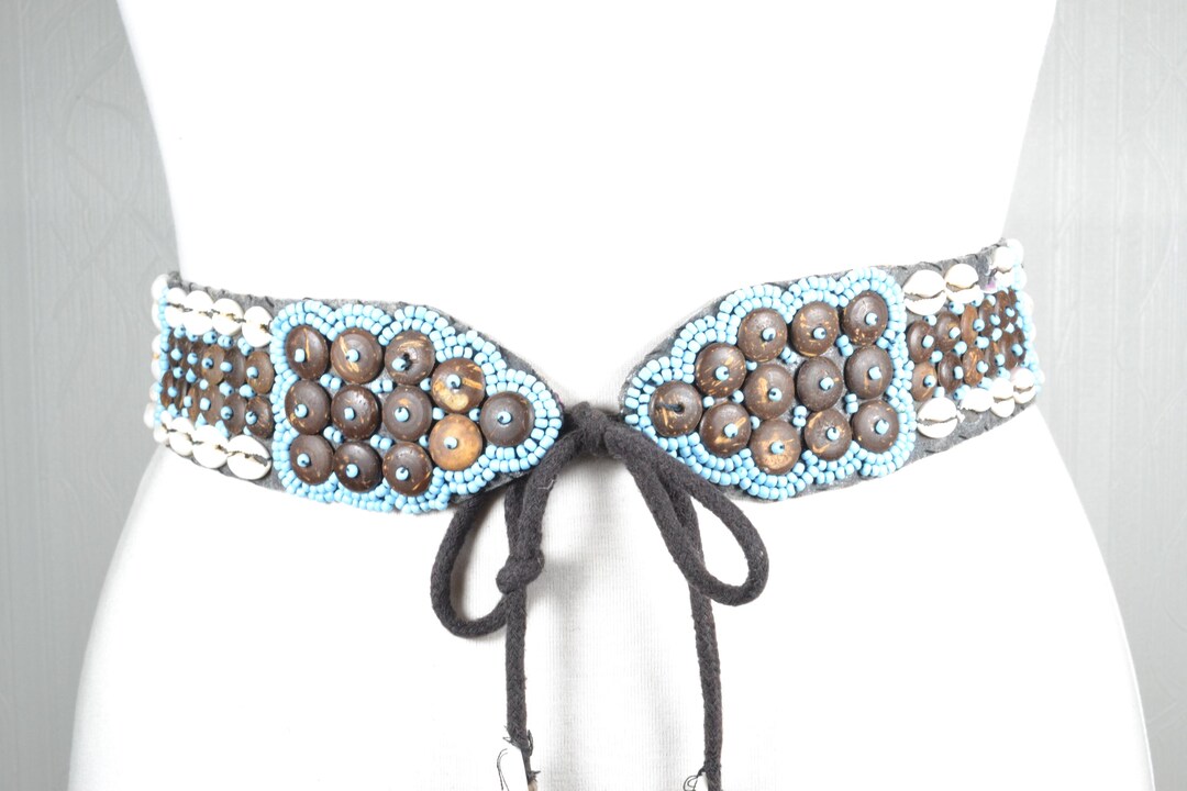 Vintage Boho Beaded Waist Belt With Cowrie Shells and Wooden  display picture 1