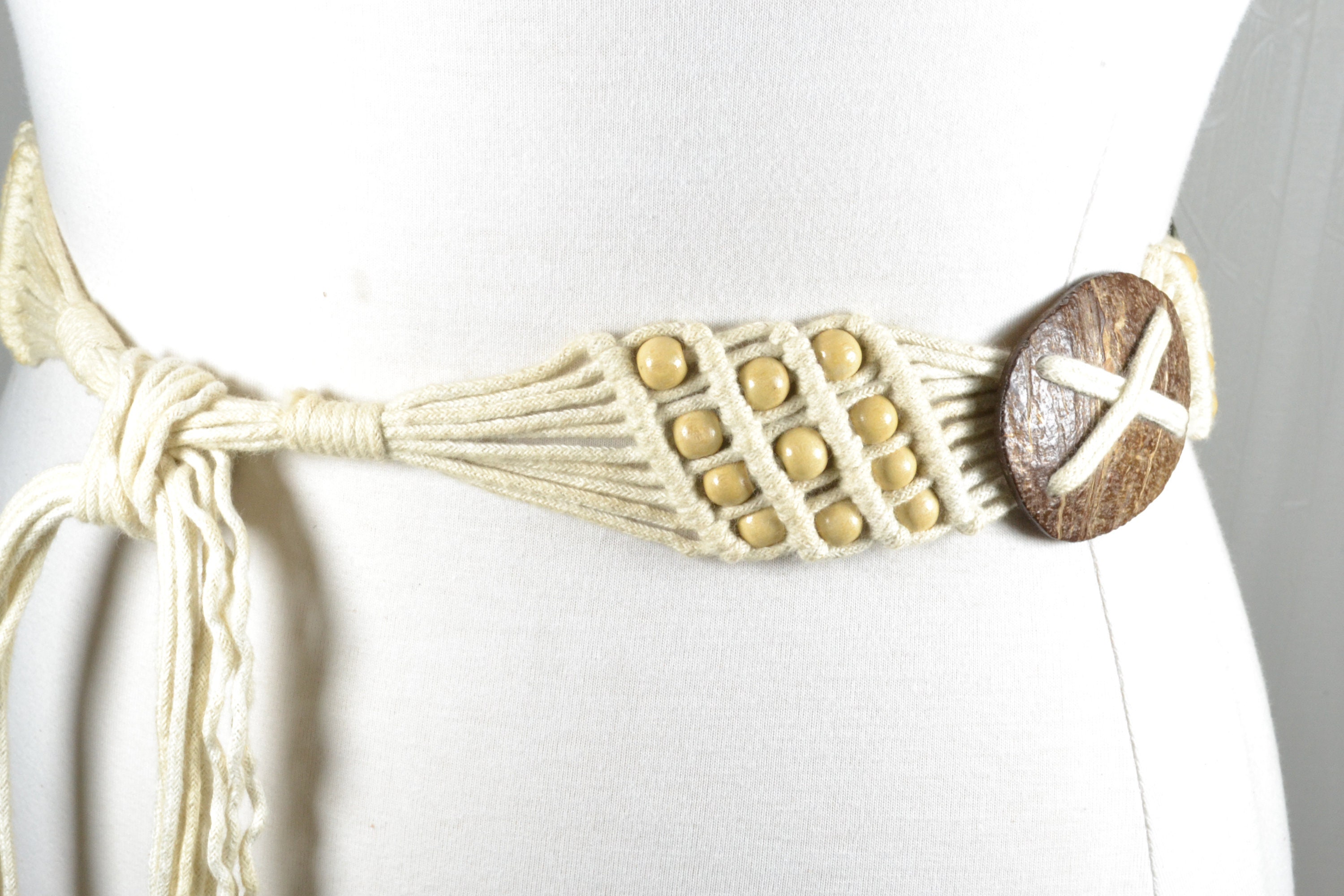 Vintage Handcrafted Macrame Ivory Rope Belt With Wooden  display picture 3