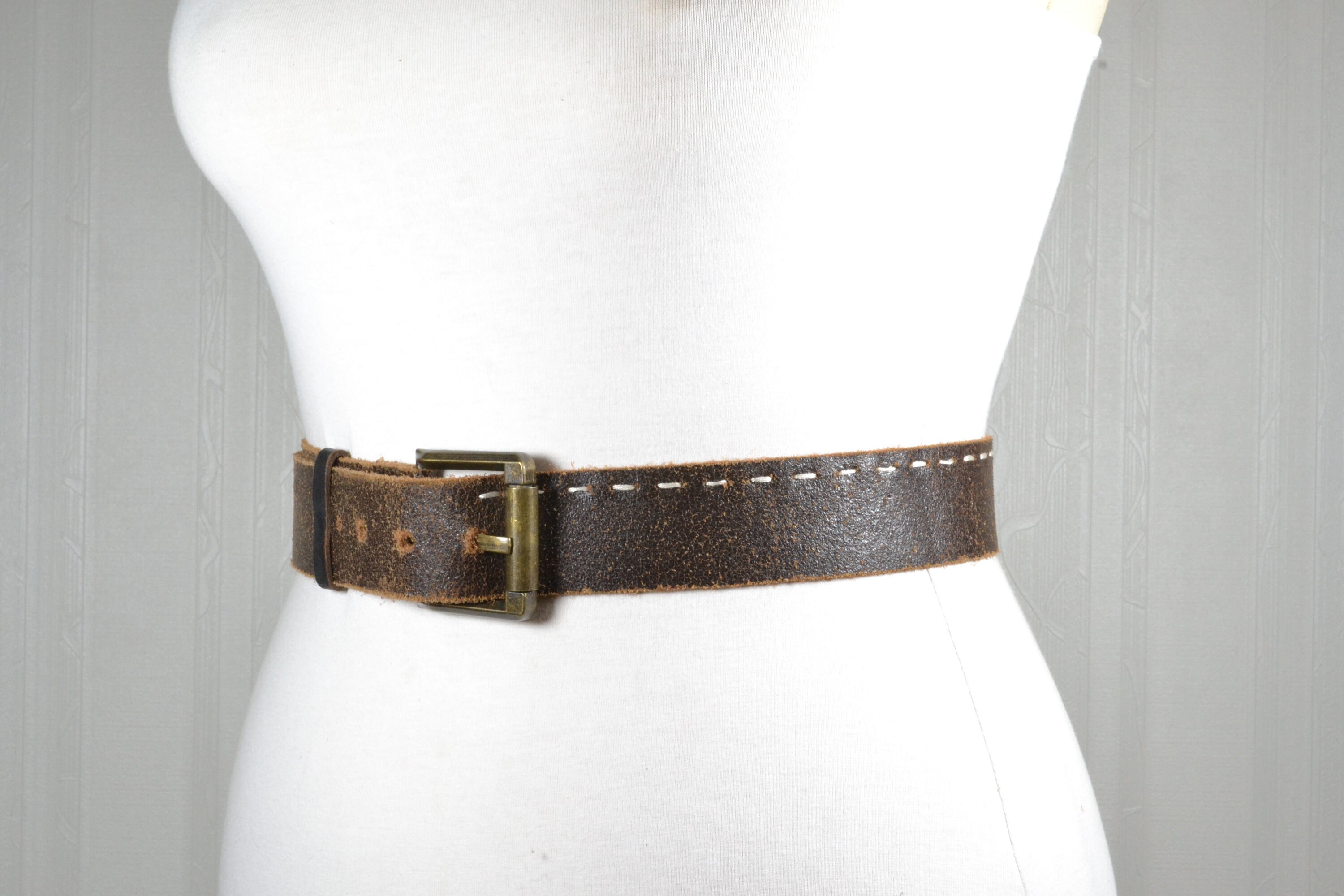 Vintage Chunky Distresed Brown Leather Belt with Brass Accents Full Grain Men main image 2