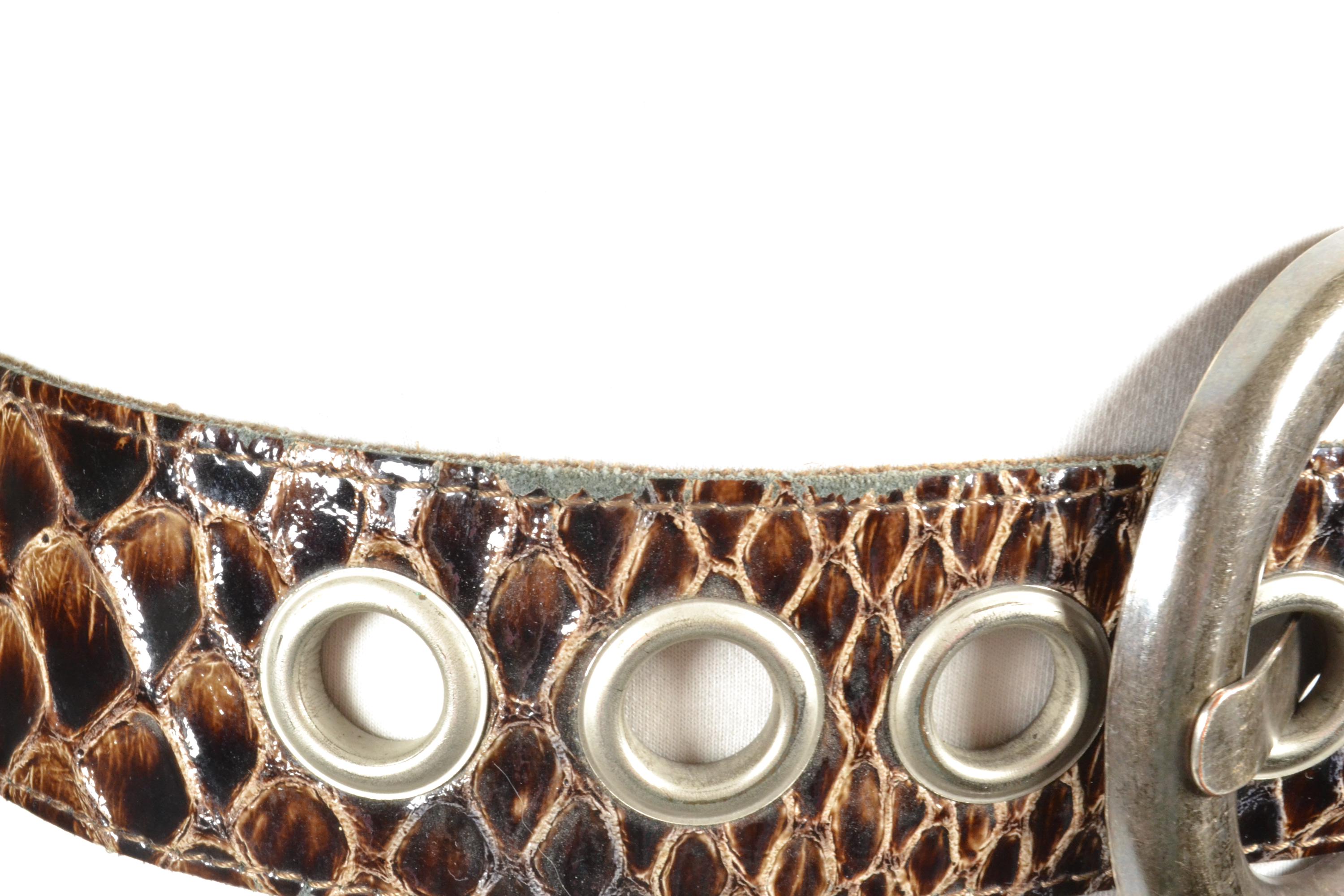 Wide Brown Croc Embossed Leather Belt Round Wood Buckle Corset Sash Boho Retro Vintage Croc Embossed Broad Belt main image 2