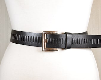 Vintage Boho Crocodile Embossed Leather Belt With Covered  display picture 2