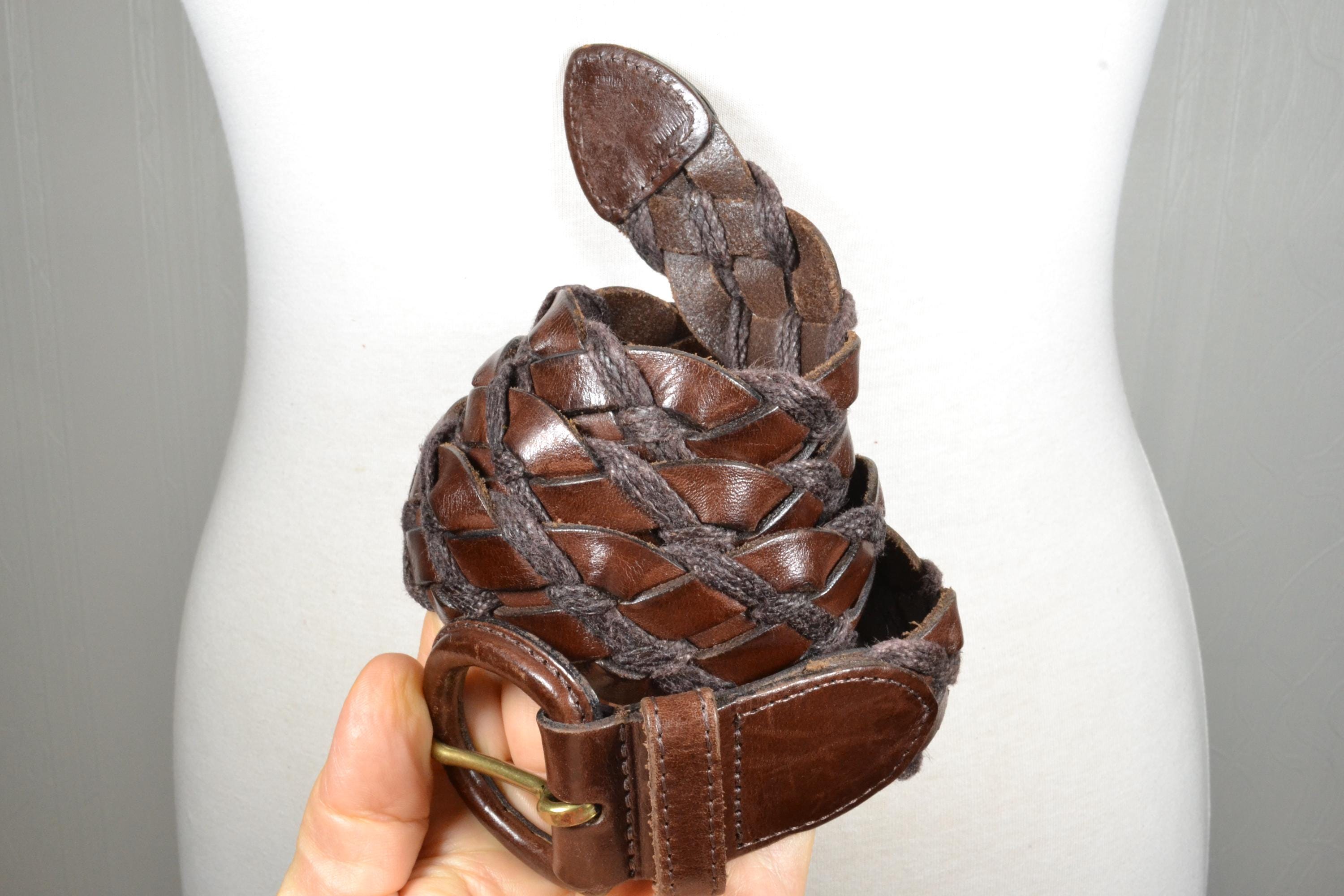 Vintage Brown Braided Leather Belt With Woven Design and  display picture 2