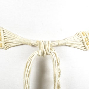 Vintage Handcrafted Macrame Ivory Rope Belt with Wooden Button Closure – Boho Chic Waist Accessory